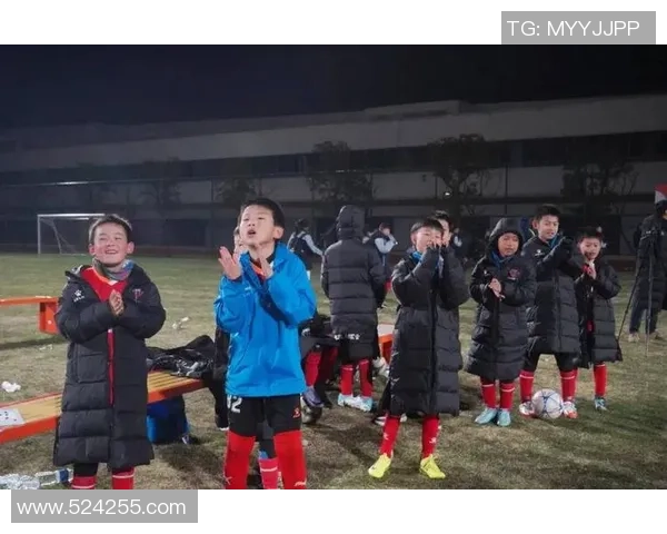 眉山瓦屋山杯足球盛会激情四溢球迷齐聚共庆足球文化的魅力与热情